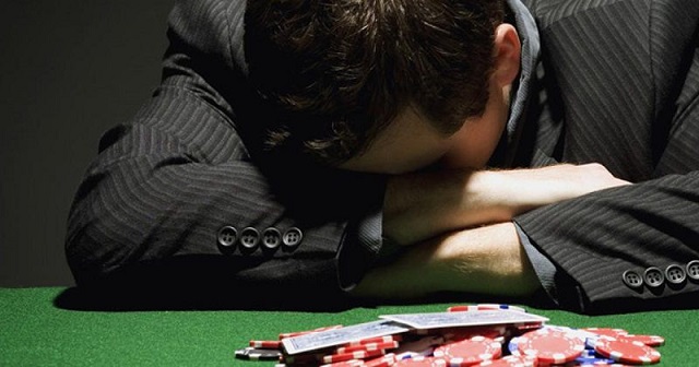 Có cách nào xóa vận đen cờ bạc không?